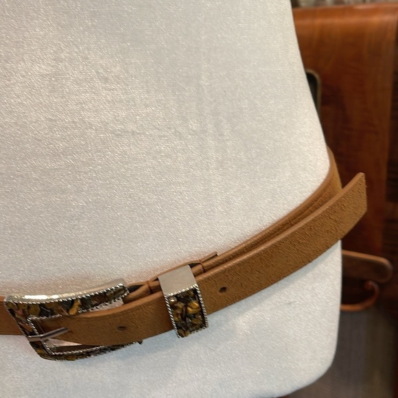 Nine West XL suede leather belt with rock embellished hardware & squared buckle - Picture 2 of 9